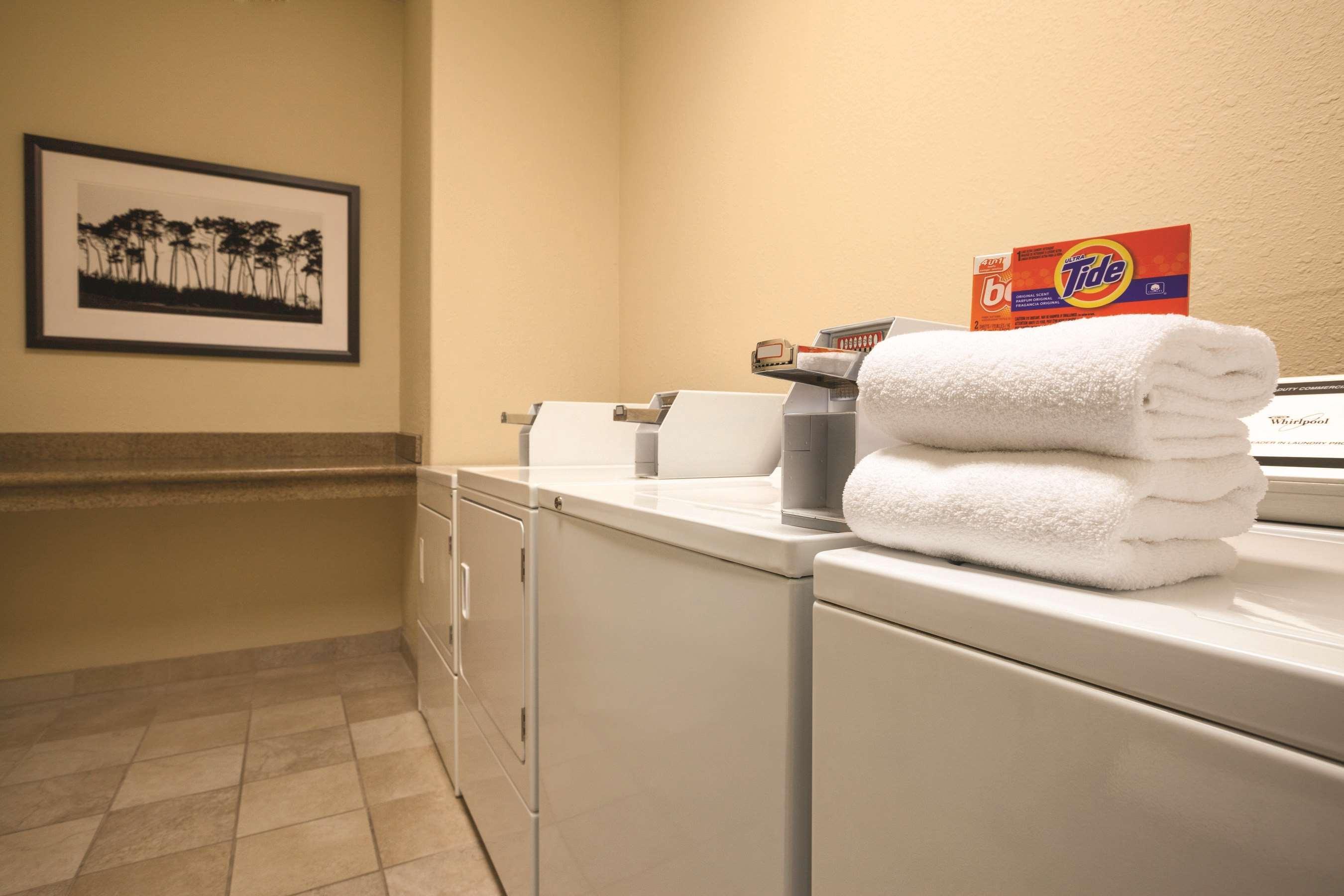 Country Inn & Suites By Radisson, Beckley, Wv Extérieur photo