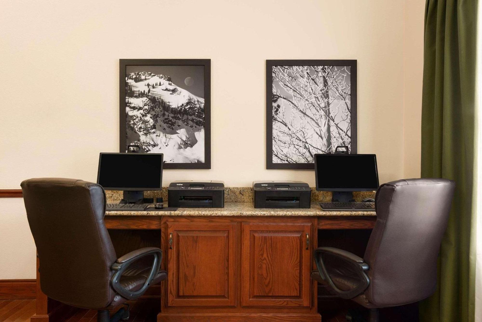 Country Inn & Suites By Radisson, Beckley, Wv Extérieur photo